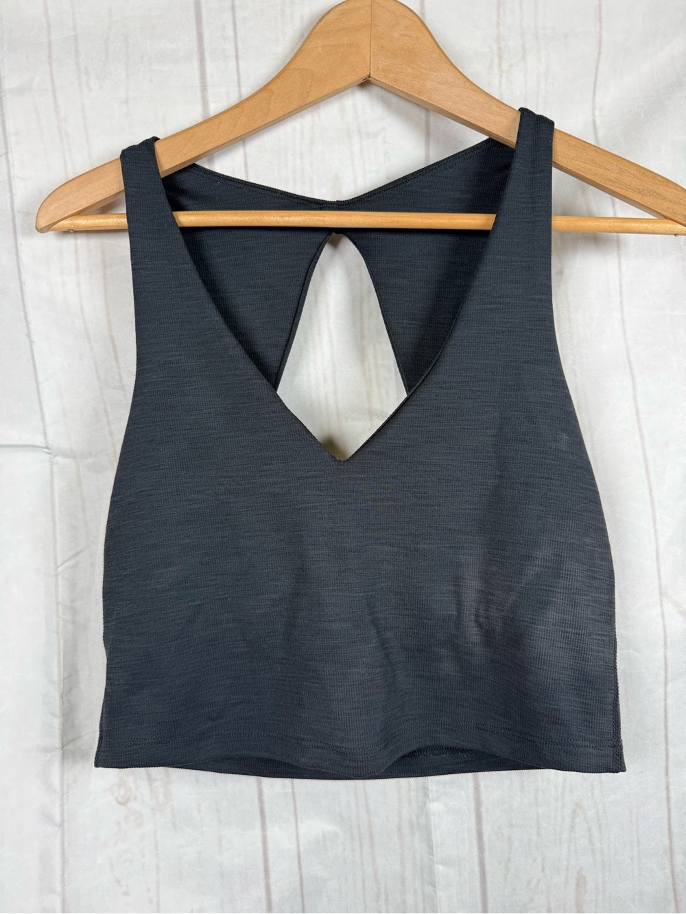 Beyond yoga cami tank top v neck size M flawed